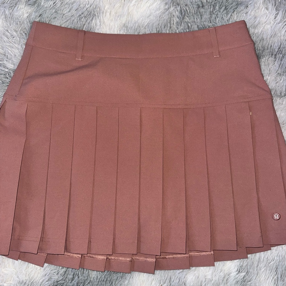 Lululemon Drop Waist Pleated Women's Golf Skirt Red Clay - NWT Size 30